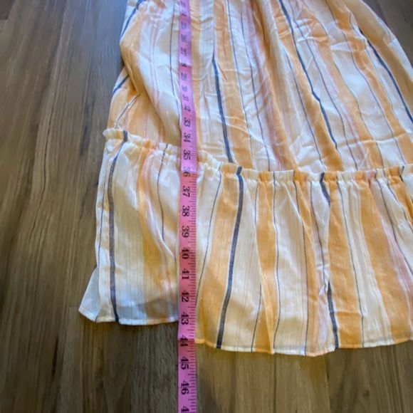 LC Lauren Conrad Smocked Flutter-Sleeve Dress M - Picture 4 of 6